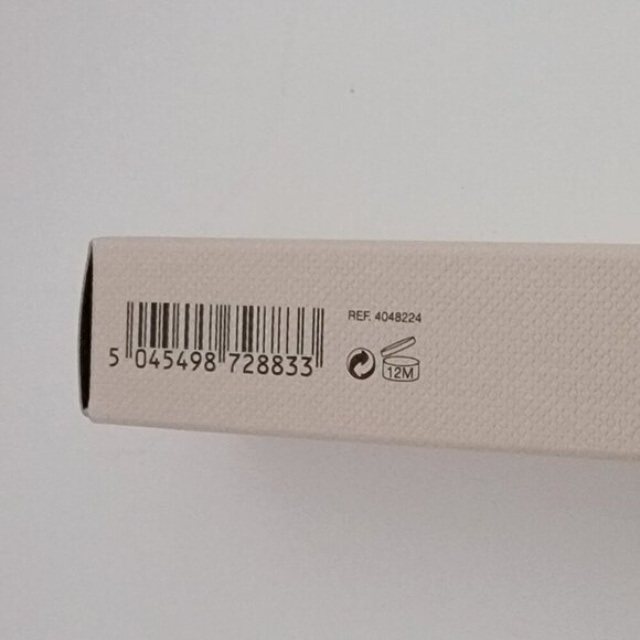 Burberry Fresh Glow Nude Radiance Face Primer - Picture 8 of 12